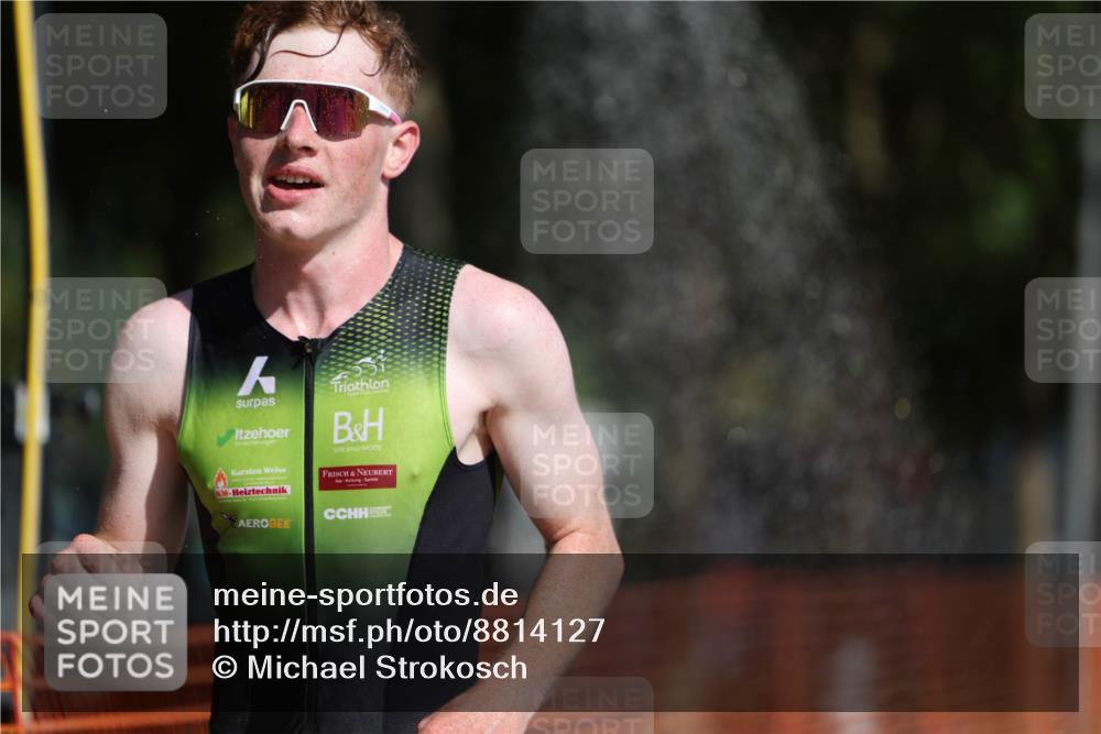 07.09.2025 - 19. Norderstedt Triathlon Michael Strokosch http://msf.ph/oto/8814127 07.09.2025 11:43:41 Laufen 1157, 1390 meine-sportfotos.de
