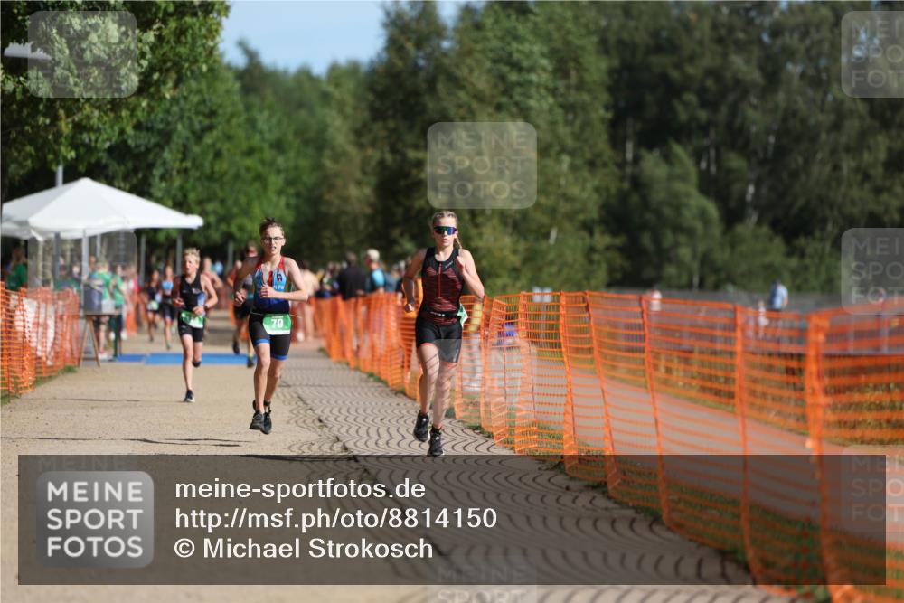 07.09.2025 - 19. Norderstedt Triathlon Michael Strokosch http://msf.ph/oto/8814150 07.09.2025 10:45:09 Laufen 70, 682, 1111, 1119 meine-sportfotos.de