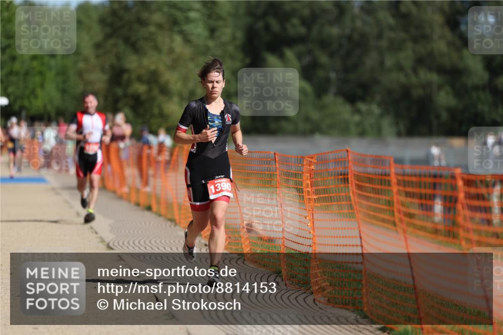 07.09.2025 - 19. Norderstedt Triathlon Michael Strokosch http://msf.ph/oto/8814153 07.09.2025 11:43:43 Laufen 1157, 1196, 1236, 1390 meine-sportfotos.de