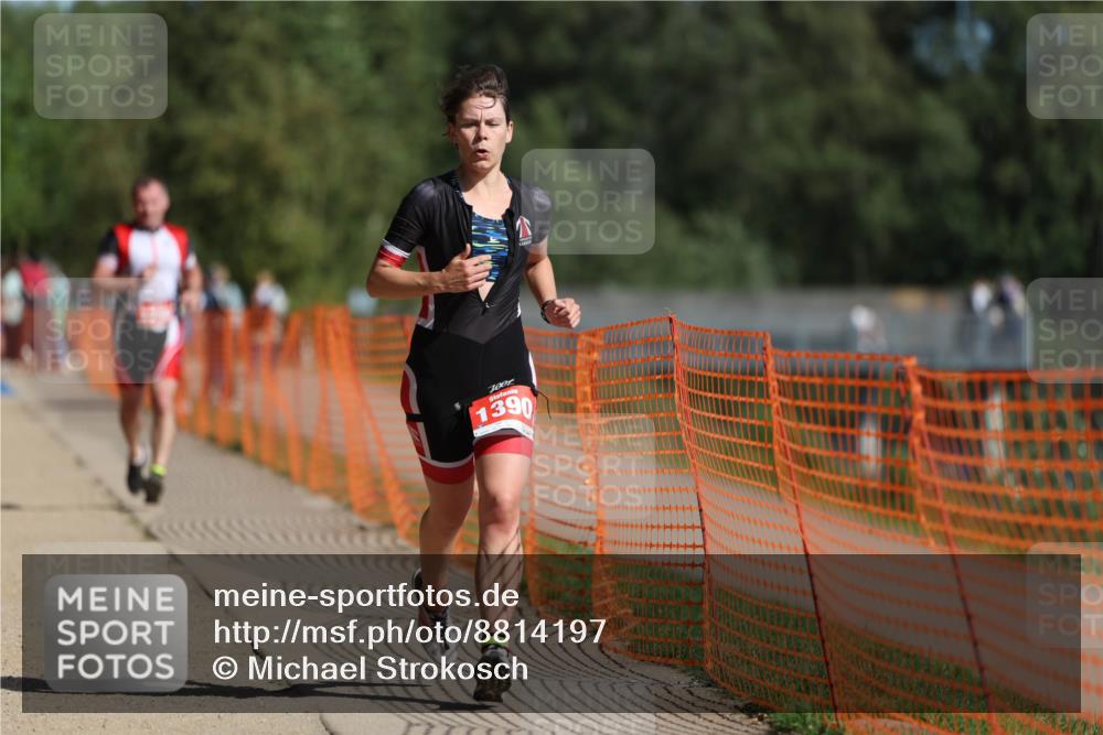 07.09.2025 - 19. Norderstedt Triathlon Michael Strokosch http://msf.ph/oto/8814197 07.09.2025 11:43:44 Laufen 1157, 1196, 1236, 1390 meine-sportfotos.de