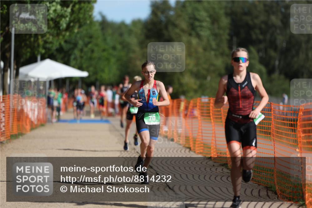 07.09.2025 - 19. Norderstedt Triathlon Michael Strokosch http://msf.ph/oto/8814232 07.09.2025 10:45:12 Laufen 70, 114, 682 meine-sportfotos.de