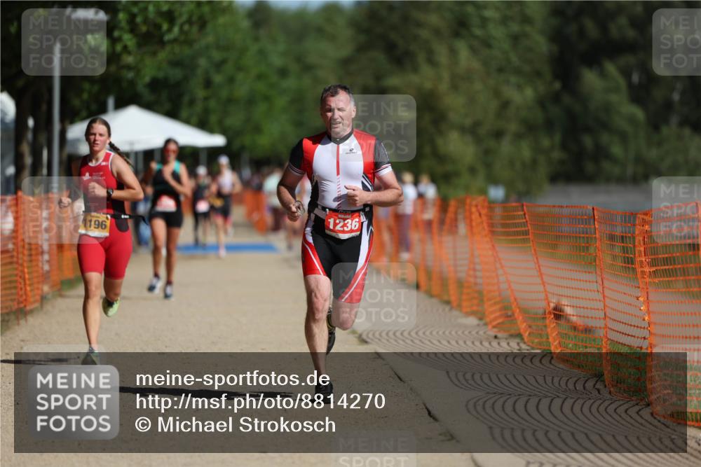 07.09.2025 - 19. Norderstedt Triathlon Michael Strokosch http://msf.ph/oto/8814270 07.09.2025 11:43:47 Laufen 1196, 1236, 1390 meine-sportfotos.de