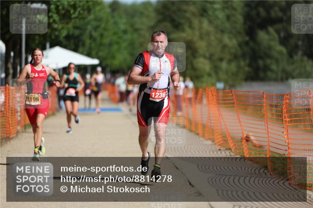 07.09.2025 - 19. Norderstedt Triathlon Michael Strokosch http://msf.ph/oto/8814278 07.09.2025 11:43:47 Laufen 1196, 1236, 1390 meine-sportfotos.de