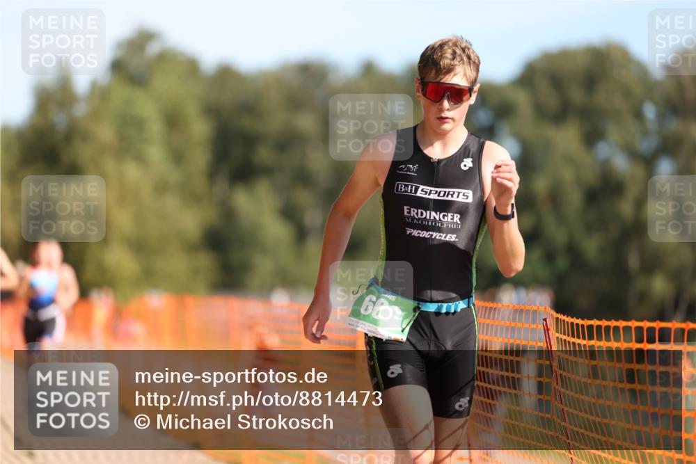 07.09.2025 - 19. Norderstedt Triathlon Michael Strokosch http://msf.ph/oto/8814473 07.09.2025 10:45:23 Laufen 57, 89, 104, 114, 668, 670 meine-sportfotos.de