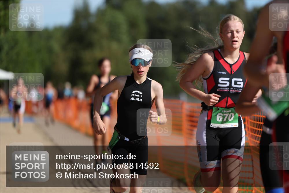 07.09.2025 - 19. Norderstedt Triathlon Michael Strokosch http://msf.ph/oto/8814592 07.09.2025 10:45:30 Laufen 57, 89, 104, 669, 670 meine-sportfotos.de