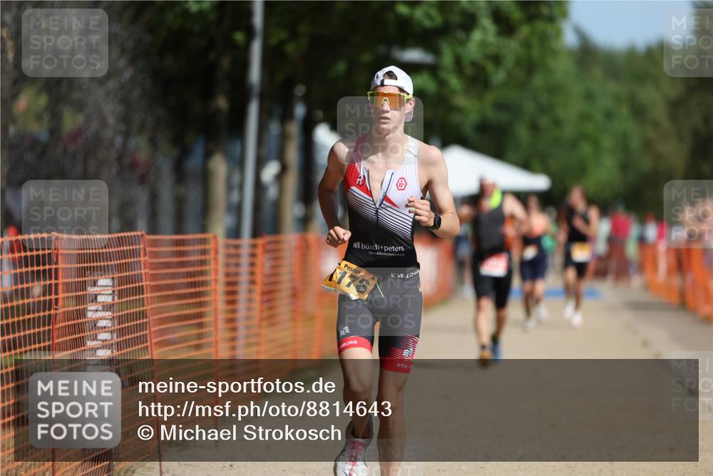 07.09.2025 - 19. Norderstedt Triathlon Michael Strokosch http://msf.ph/oto/8814643 07.09.2025 11:44:04 Laufen 1174, 1176, 1219 meine-sportfotos.de