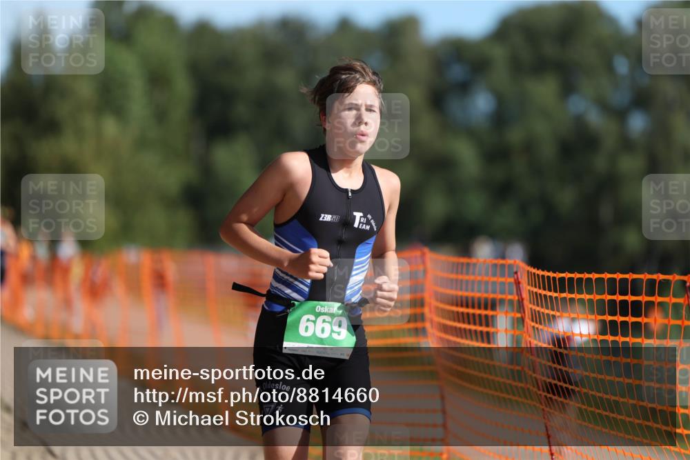 07.09.2025 - 19. Norderstedt Triathlon Michael Strokosch http://msf.ph/oto/8814660 07.09.2025 10:45:33 Laufen 57, 76, 89, 104, 669, 670 meine-sportfotos.de