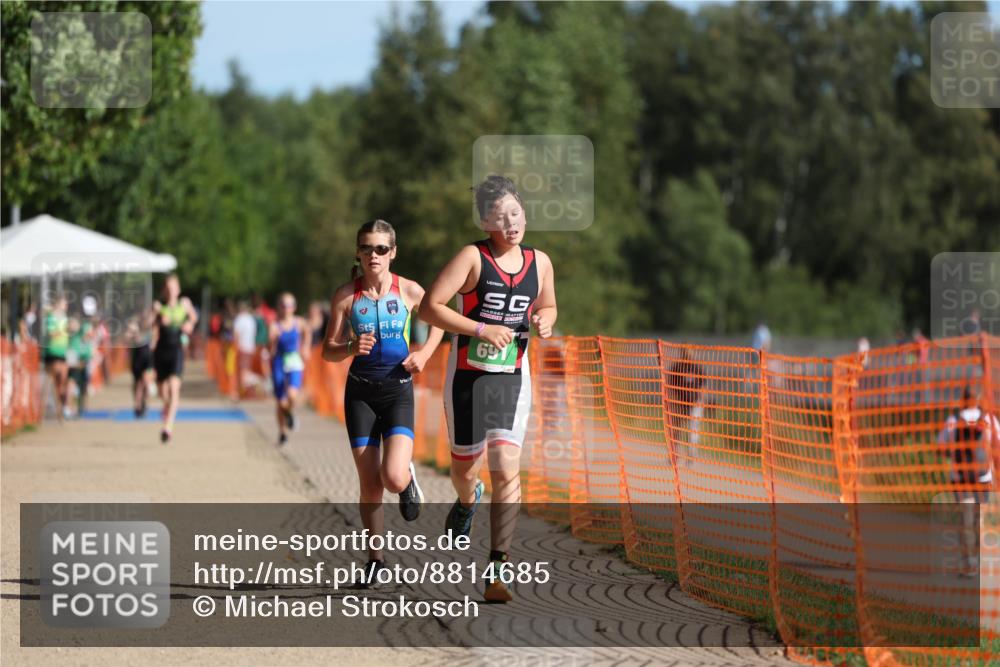 07.09.2025 - 19. Norderstedt Triathlon Michael Strokosch http://msf.ph/oto/8814685 07.09.2025 10:45:37 Laufen 76, 669, 691 meine-sportfotos.de