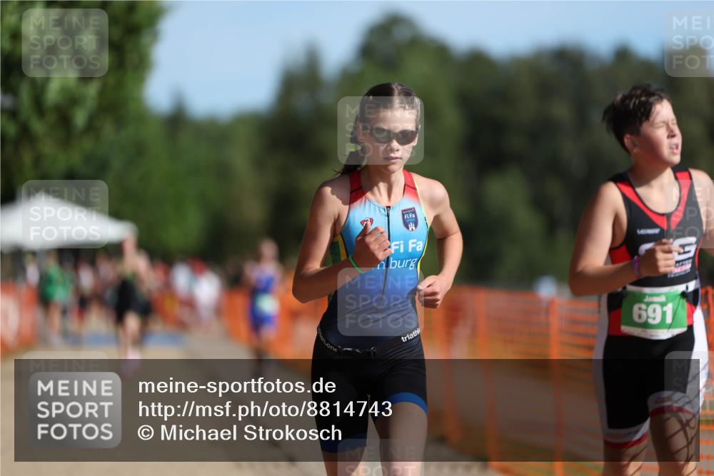 07.09.2025 - 19. Norderstedt Triathlon Michael Strokosch http://msf.ph/oto/8814743 07.09.2025 10:45:40 Laufen 76, 691 meine-sportfotos.de
