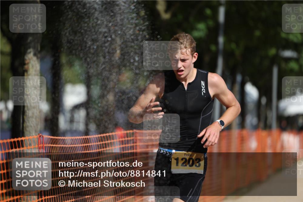 07.09.2025 - 19. Norderstedt Triathlon Michael Strokosch http://msf.ph/oto/8814841 07.09.2025 11:44:13 Laufen 1195, 1203, 1219 meine-sportfotos.de