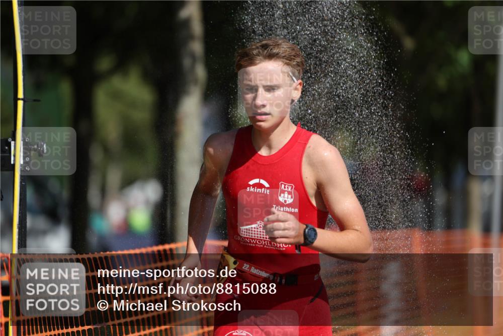 07.09.2025 - 19. Norderstedt Triathlon Michael Strokosch http://msf.ph/oto/8815088 07.09.2025 11:44:43 Laufen 806, 1163, 1173 meine-sportfotos.de