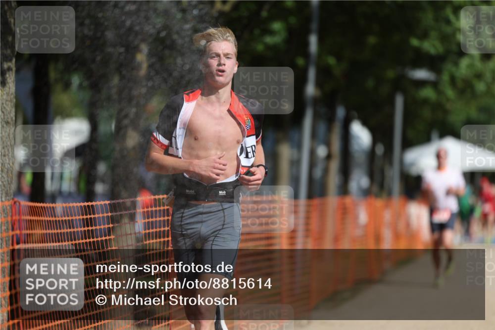 07.09.2025 - 19. Norderstedt Triathlon Michael Strokosch http://msf.ph/oto/8815614 07.09.2025 11:45:15 Laufen 1202, 1253 meine-sportfotos.de
