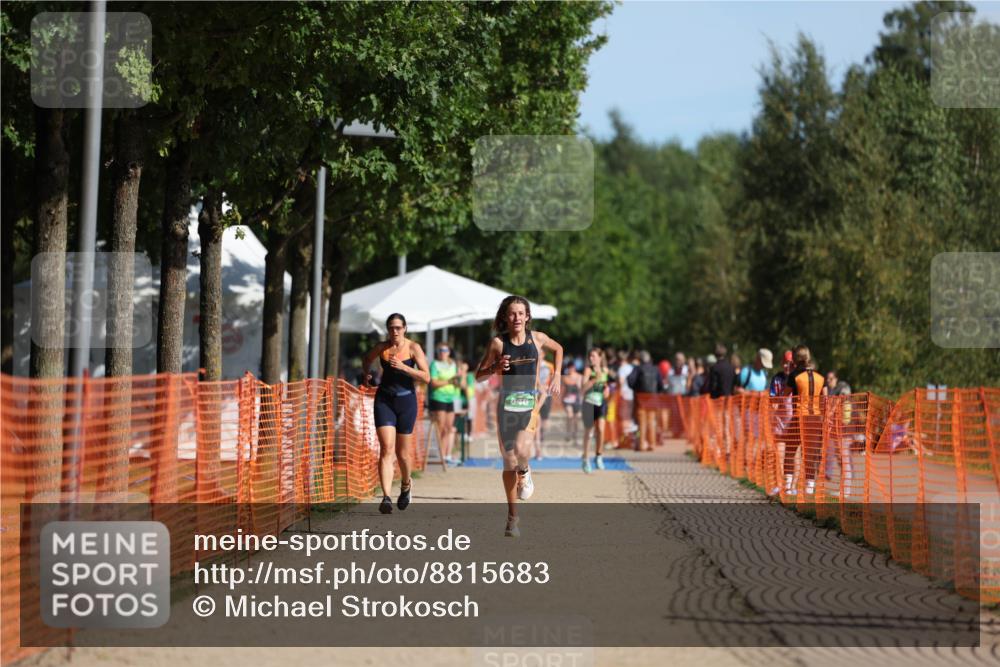 07.09.2025 - 19. Norderstedt Triathlon Michael Strokosch http://msf.ph/oto/8815683 07.09.2025 10:46:45 Laufen 646 meine-sportfotos.de