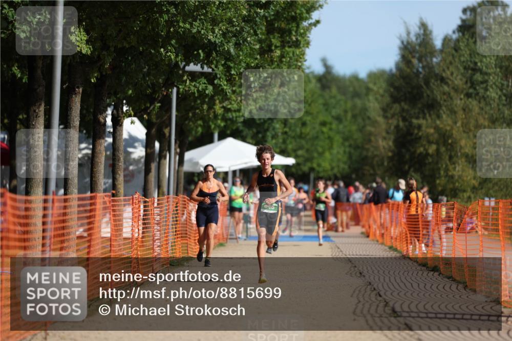 07.09.2025 - 19. Norderstedt Triathlon Michael Strokosch http://msf.ph/oto/8815699 07.09.2025 10:46:45 Laufen 646 meine-sportfotos.de