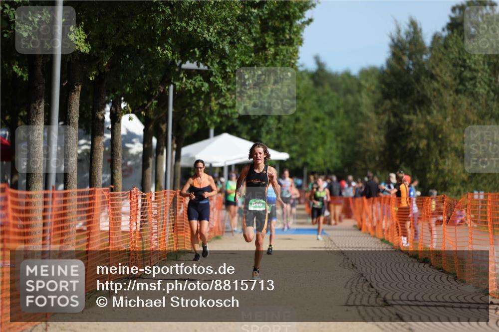 07.09.2025 - 19. Norderstedt Triathlon Michael Strokosch http://msf.ph/oto/8815713 07.09.2025 10:46:46 Laufen 646 meine-sportfotos.de