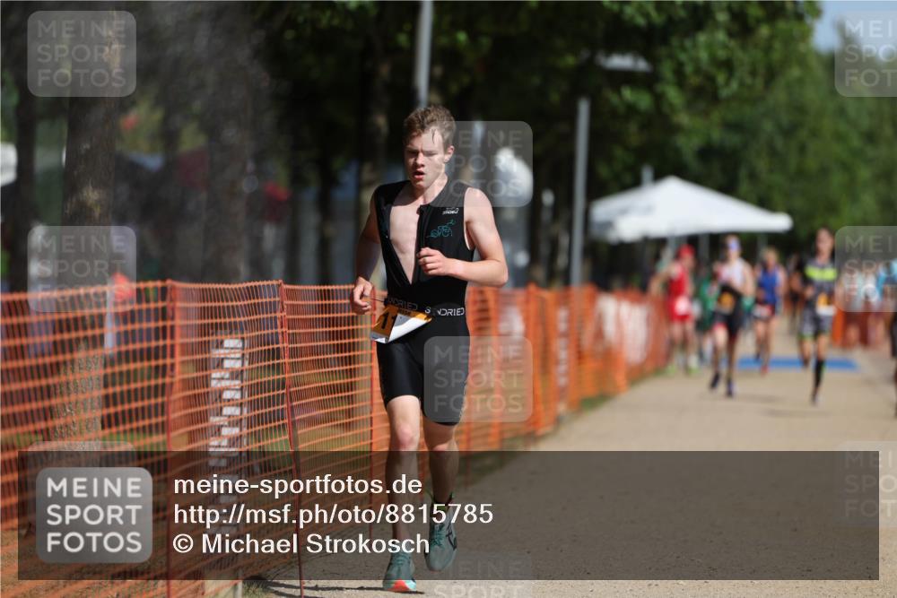07.09.2025 - 19. Norderstedt Triathlon Michael Strokosch http://msf.ph/oto/8815785 07.09.2025 11:45:26 Laufen 1166, 1253 meine-sportfotos.de