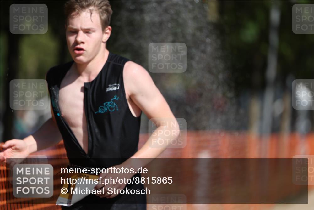 07.09.2025 - 19. Norderstedt Triathlon Michael Strokosch http://msf.ph/oto/8815865 07.09.2025 11:45:29 Laufen 760, 1153, 1166, 1175 meine-sportfotos.de