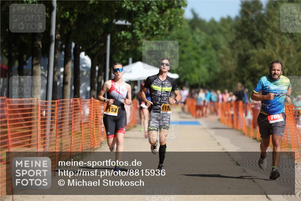 07.09.2025 - 19. Norderstedt Triathlon Michael Strokosch http://msf.ph/oto/8815936 07.09.2025 11:45:33 Laufen 760, 1153, 1175 meine-sportfotos.de