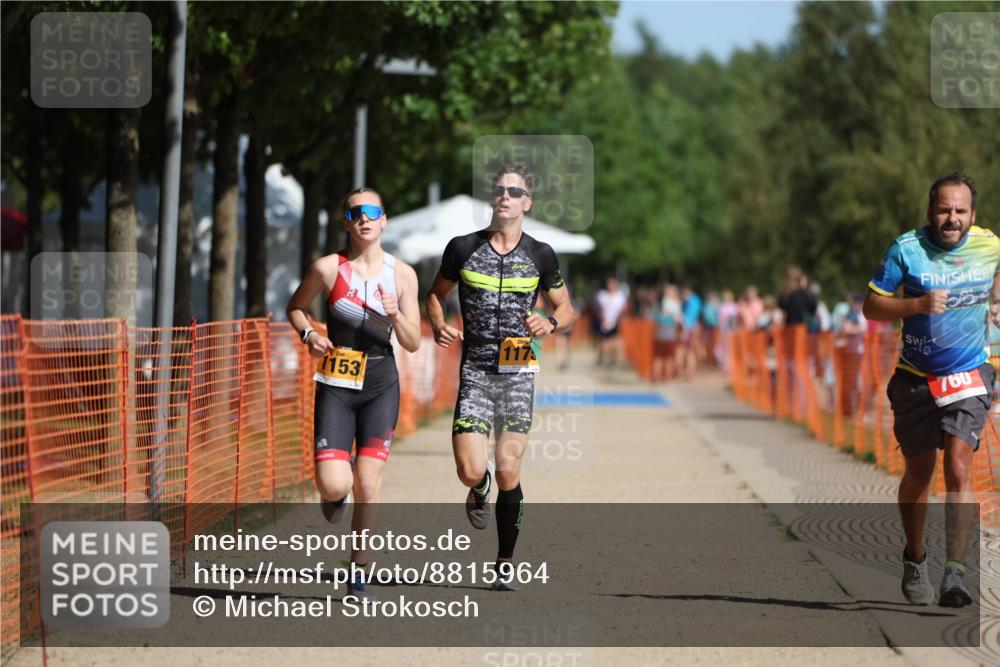 07.09.2025 - 19. Norderstedt Triathlon Michael Strokosch http://msf.ph/oto/8815964 07.09.2025 11:45:34 Laufen 760, 1153, 1175 meine-sportfotos.de