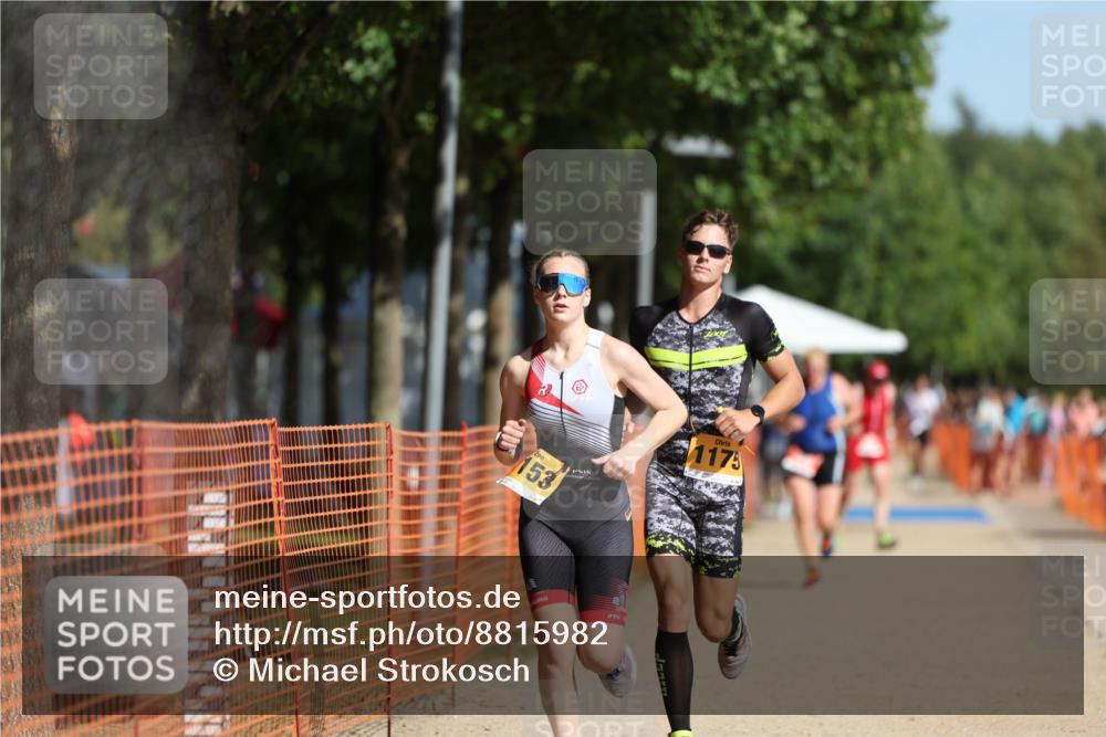 07.09.2025 - 19. Norderstedt Triathlon Michael Strokosch http://msf.ph/oto/8815982 07.09.2025 11:45:35 Laufen 760, 1153, 1175 meine-sportfotos.de