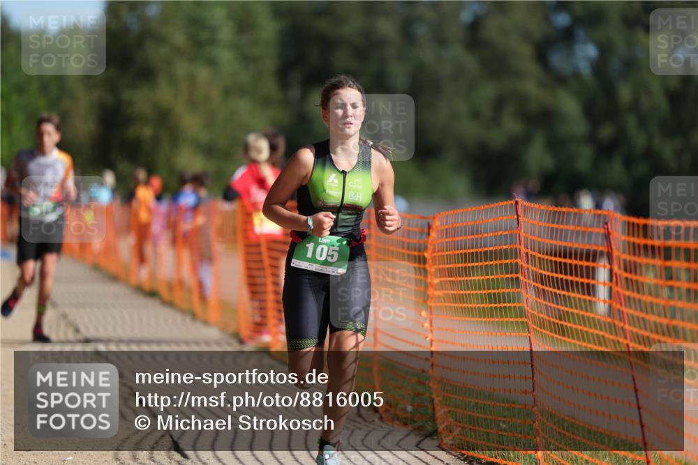 07.09.2025 - 19. Norderstedt Triathlon Michael Strokosch http://msf.ph/oto/8816005 07.09.2025 10:46:59 Laufen 105, 106, 674, 1144 meine-sportfotos.de