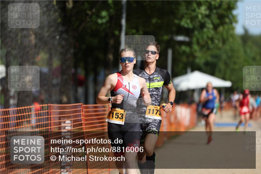 07.09.2025 - 19. Norderstedt Triathlon Michael Strokosch http://msf.ph/oto/8816006 07.09.2025 11:45:36 Laufen 760, 1153, 1175 meine-sportfotos.de