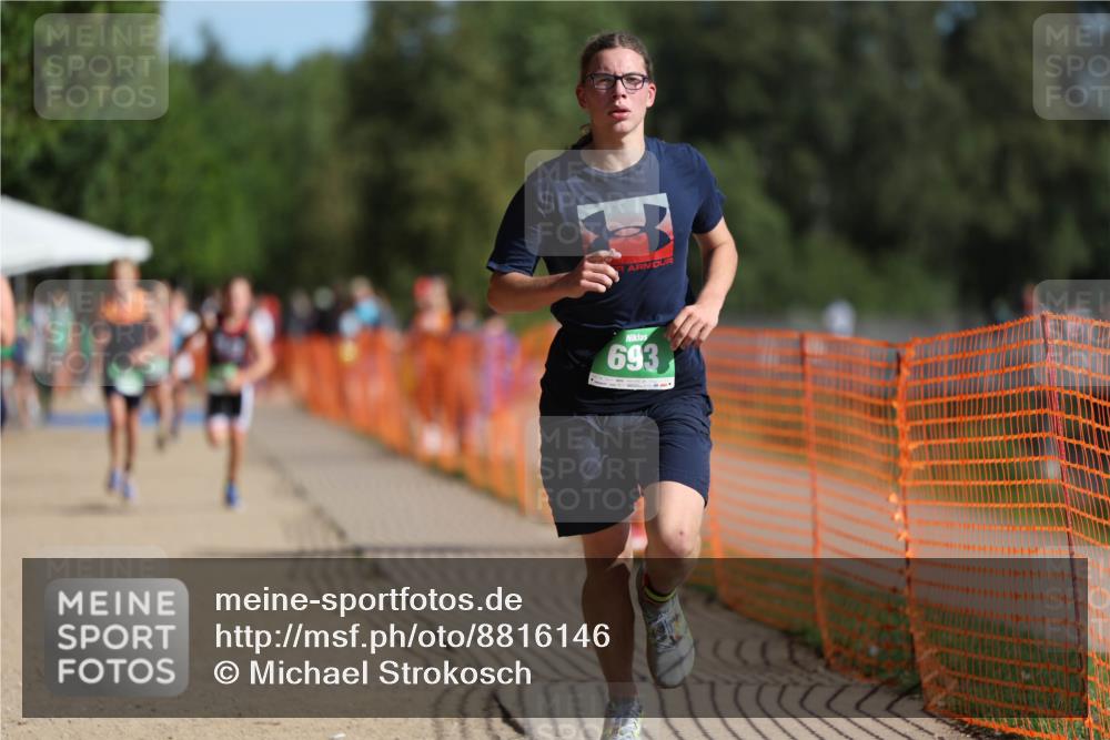 07.09.2025 - 19. Norderstedt Triathlon Michael Strokosch http://msf.ph/oto/8816146 07.09.2025 10:47:09 Laufen 73, 130, 674, 693, 1129 meine-sportfotos.de