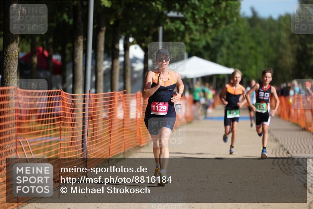 07.09.2025 - 19. Norderstedt Triathlon Michael Strokosch http://msf.ph/oto/8816184 07.09.2025 10:47:11 Laufen 73, 130, 693, 1129 meine-sportfotos.de