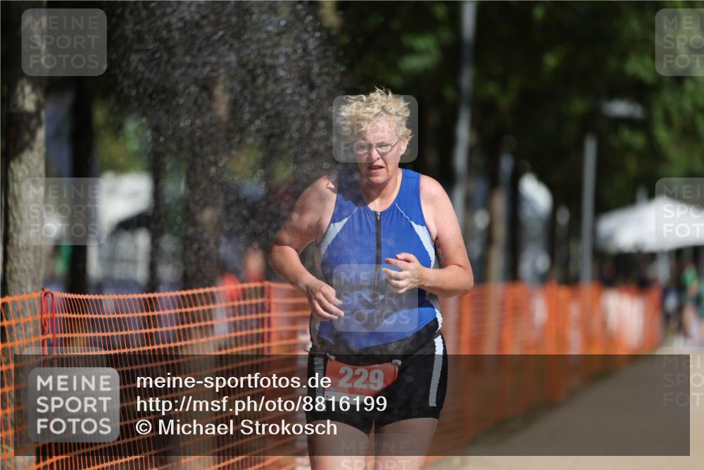 07.09.2025 - 19. Norderstedt Triathlon Michael Strokosch http://msf.ph/oto/8816199 07.09.2025 11:45:45 Laufen 203, 229 meine-sportfotos.de