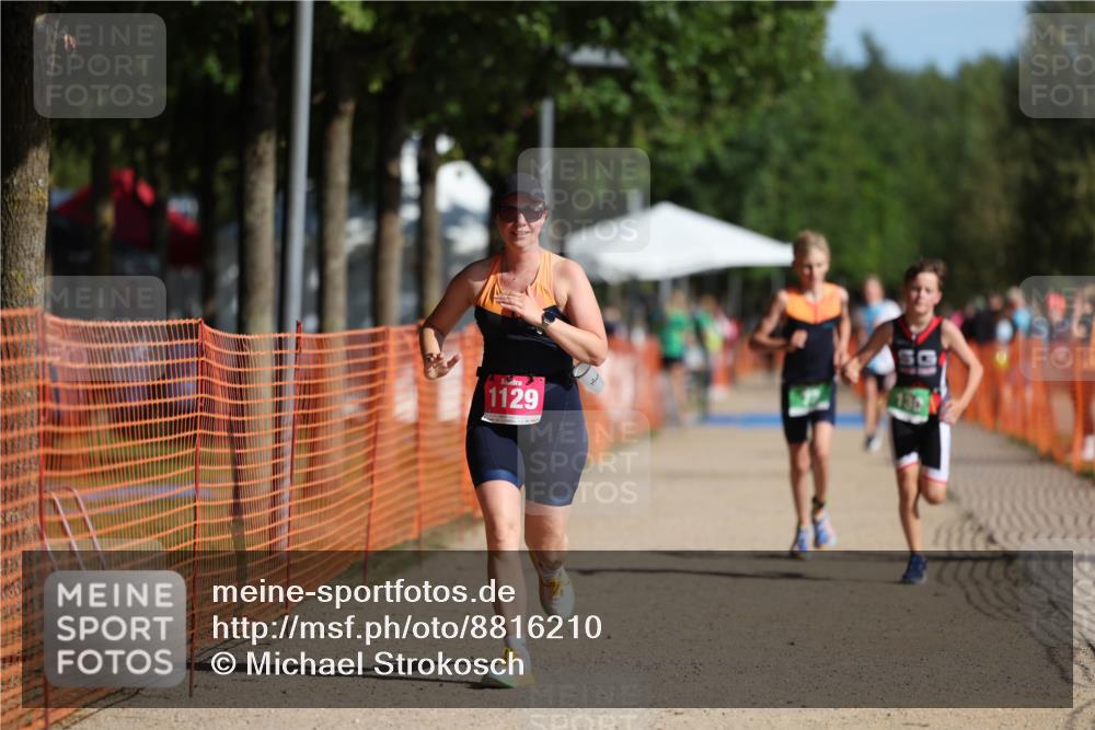 07.09.2025 - 19. Norderstedt Triathlon Michael Strokosch http://msf.ph/oto/8816210 07.09.2025 10:47:11 Laufen 73, 130, 693, 1129 meine-sportfotos.de