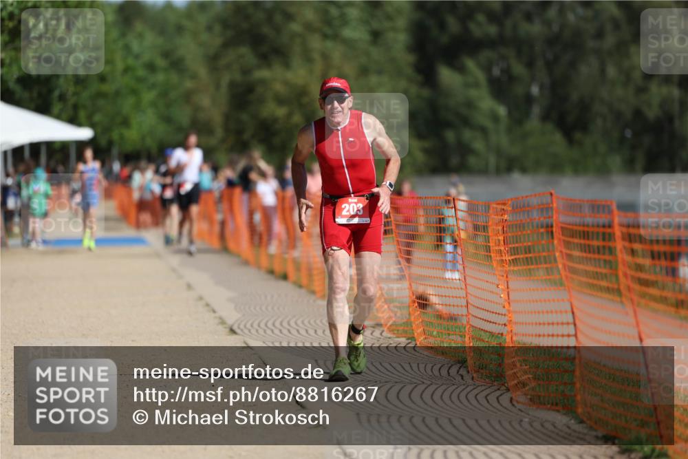 07.09.2025 - 19. Norderstedt Triathlon Michael Strokosch http://msf.ph/oto/8816267 07.09.2025 11:45:49 Laufen 203, 229 meine-sportfotos.de