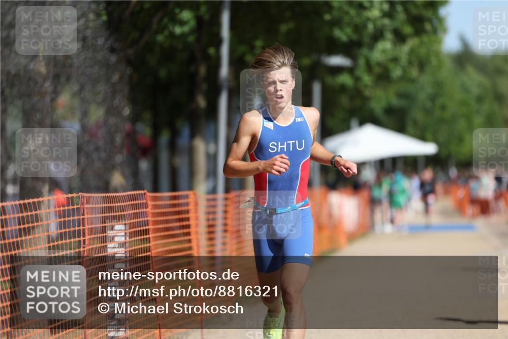 07.09.2025 - 19. Norderstedt Triathlon Michael Strokosch http://msf.ph/oto/8816321 07.09.2025 11:46:00 Laufen 276, 1165 meine-sportfotos.de
