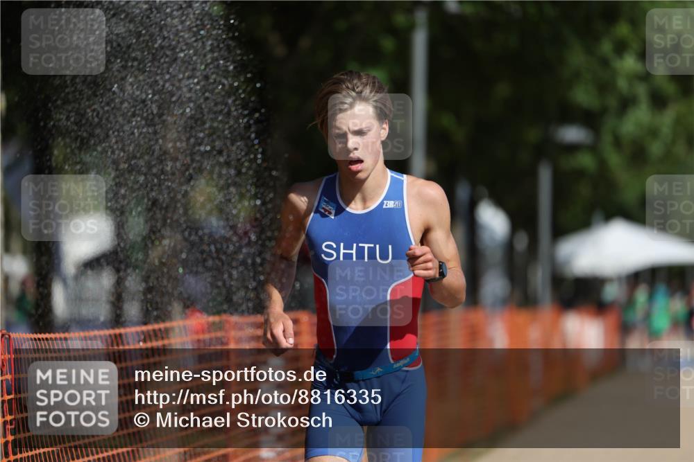 07.09.2025 - 19. Norderstedt Triathlon Michael Strokosch http://msf.ph/oto/8816335 07.09.2025 11:46:01 Laufen 276, 306, 1165 meine-sportfotos.de