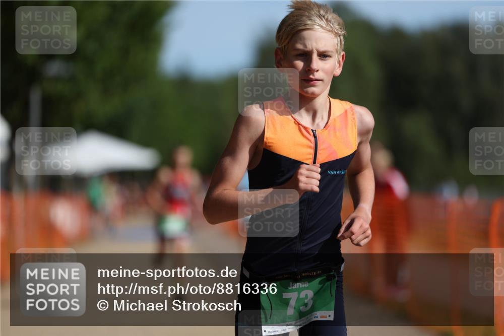 07.09.2025 - 19. Norderstedt Triathlon Michael Strokosch http://msf.ph/oto/8816336 07.09.2025 10:47:16 Laufen 73, 107, 130, 689, 1129 meine-sportfotos.de