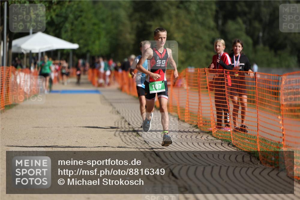 07.09.2025 - 19. Norderstedt Triathlon Michael Strokosch http://msf.ph/oto/8816349 07.09.2025 10:47:18 Laufen 73, 107, 130, 689, 1129 meine-sportfotos.de