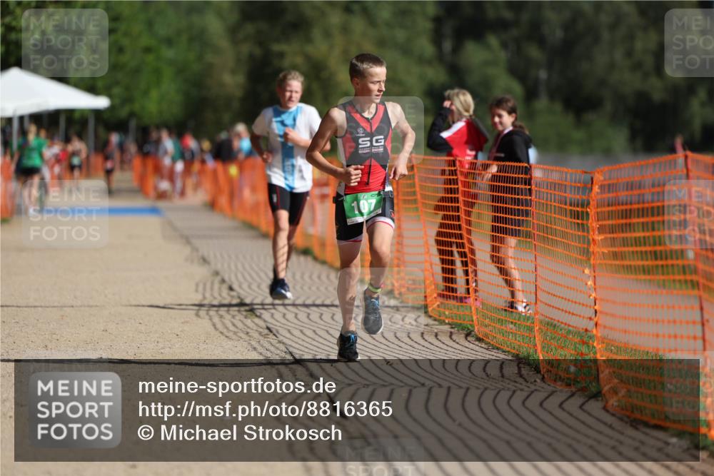 07.09.2025 - 19. Norderstedt Triathlon Michael Strokosch http://msf.ph/oto/8816365 07.09.2025 10:47:18 Laufen 73, 107, 130, 689, 1129 meine-sportfotos.de