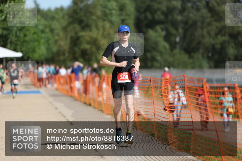 07.09.2025 - 19. Norderstedt Triathlon Michael Strokosch http://msf.ph/oto/8816387 07.09.2025 11:46:06 Laufen 276, 306 meine-sportfotos.de