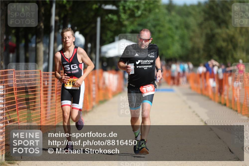 07.09.2025 - 19. Norderstedt Triathlon Michael Strokosch http://msf.ph/oto/8816450 07.09.2025 11:46:20 Laufen 796, 1162 meine-sportfotos.de
