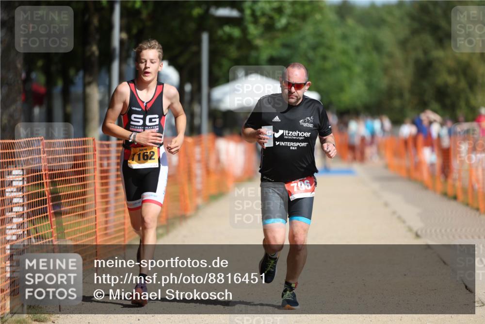 07.09.2025 - 19. Norderstedt Triathlon Michael Strokosch http://msf.ph/oto/8816451 07.09.2025 11:46:20 Laufen 796, 1162 meine-sportfotos.de