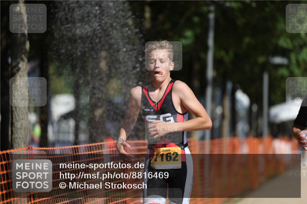 07.09.2025 - 19. Norderstedt Triathlon Michael Strokosch http://msf.ph/oto/8816469 07.09.2025 11:46:22 Laufen 796, 1162 meine-sportfotos.de