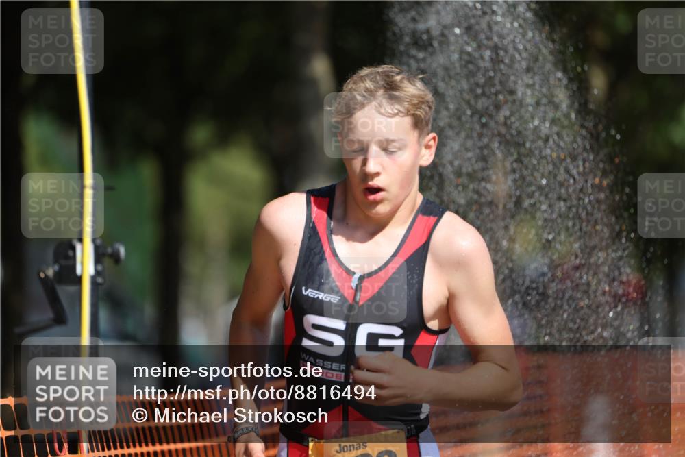 07.09.2025 - 19. Norderstedt Triathlon Michael Strokosch http://msf.ph/oto/8816494 07.09.2025 11:46:23 Laufen 796, 1162 meine-sportfotos.de