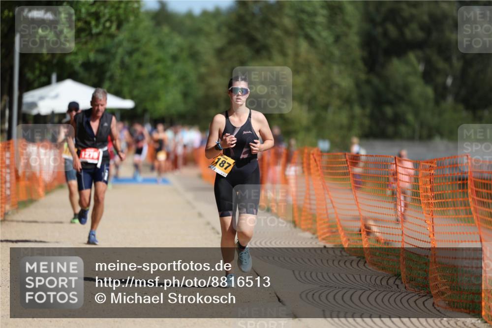 07.09.2025 - 19. Norderstedt Triathlon Michael Strokosch http://msf.ph/oto/8816513 07.09.2025 11:46:34 Laufen 1172, 1187, 1279 meine-sportfotos.de