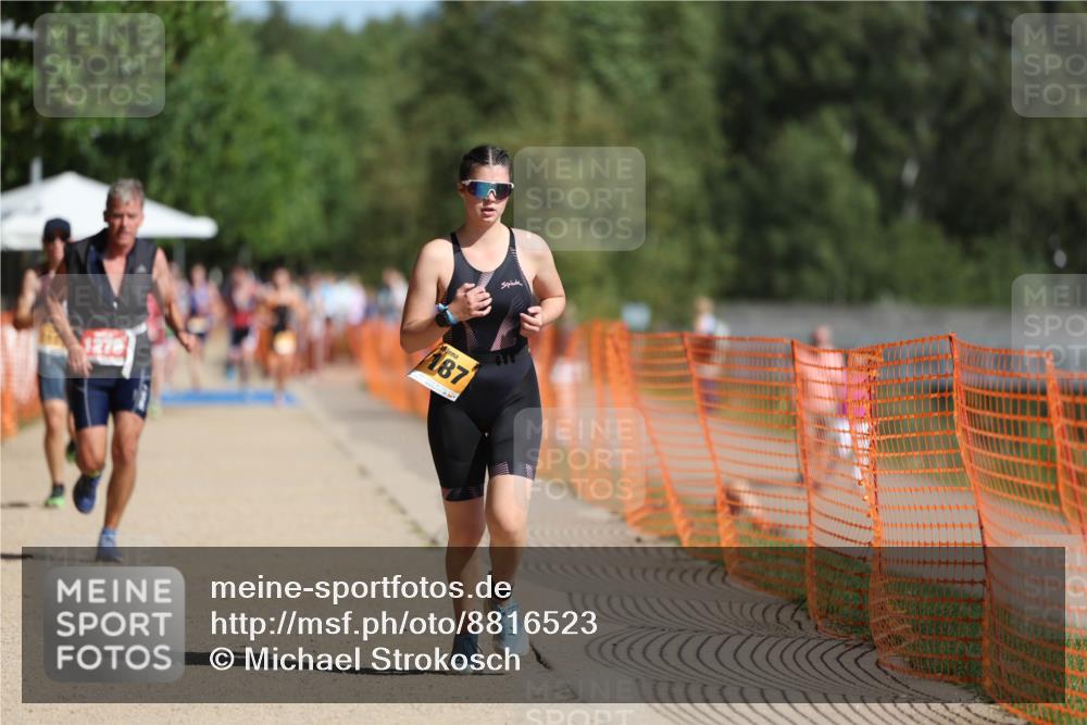 07.09.2025 - 19. Norderstedt Triathlon Michael Strokosch http://msf.ph/oto/8816523 07.09.2025 11:46:35 Laufen 1172, 1187, 1279 meine-sportfotos.de