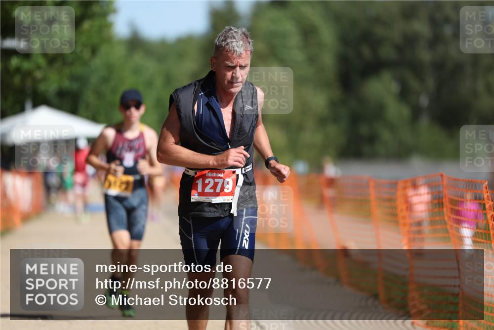 07.09.2025 - 19. Norderstedt Triathlon Michael Strokosch http://msf.ph/oto/8816577 07.09.2025 11:46:39 Laufen 1172, 1187, 1279 meine-sportfotos.de