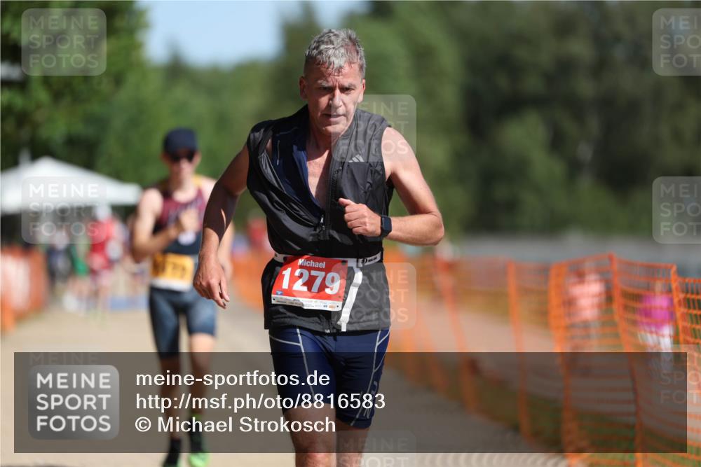 07.09.2025 - 19. Norderstedt Triathlon Michael Strokosch http://msf.ph/oto/8816583 07.09.2025 11:46:39 Laufen 1172, 1187, 1279 meine-sportfotos.de