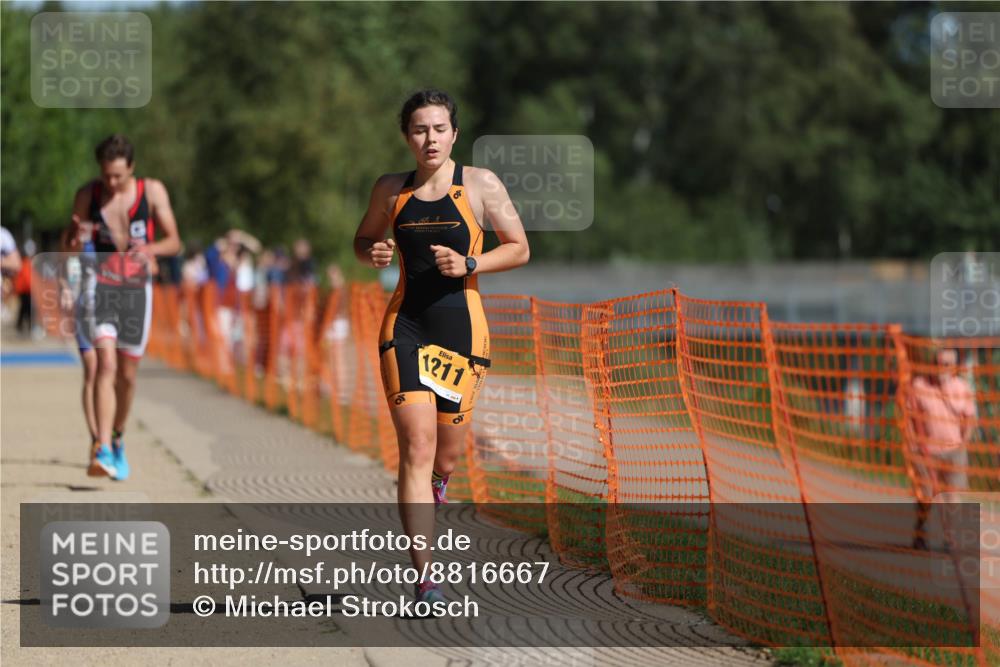07.09.2025 - 19. Norderstedt Triathlon Michael Strokosch http://msf.ph/oto/8816667 07.09.2025 11:46:50 Laufen 704, 1179, 1186, 1211 meine-sportfotos.de
