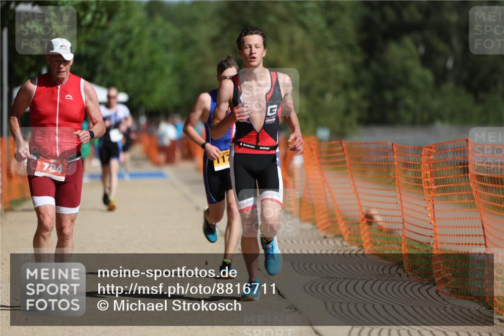 07.09.2025 - 19. Norderstedt Triathlon Michael Strokosch http://msf.ph/oto/8816711 07.09.2025 11:46:53 Laufen 704, 1179, 1186, 1191, 1211 meine-sportfotos.de