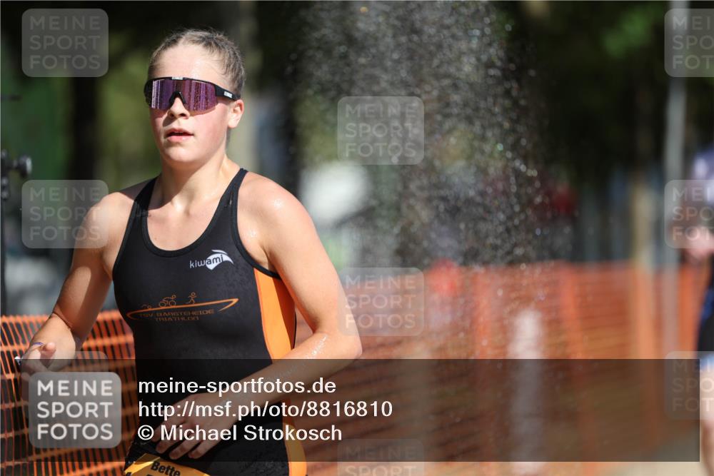 07.09.2025 - 19. Norderstedt Triathlon Michael Strokosch http://msf.ph/oto/8816810 07.09.2025 11:47:01 Laufen 296, 1191 meine-sportfotos.de