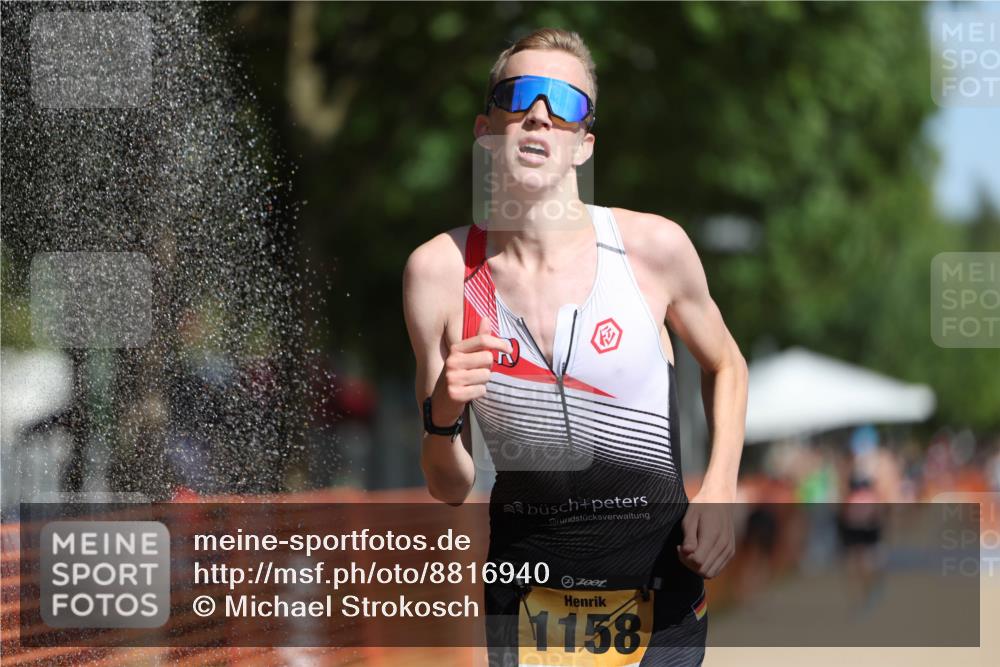07.09.2025 - 19. Norderstedt Triathlon Michael Strokosch http://msf.ph/oto/8816940 07.09.2025 11:47:21 Laufen 1158 meine-sportfotos.de