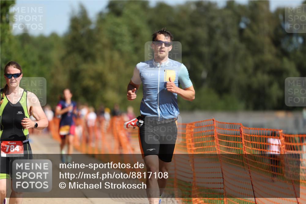 07.09.2025 - 19. Norderstedt Triathlon Michael Strokosch http://msf.ph/oto/8817108 07.09.2025 11:47:56 Laufen 185, 784, 1177, 1199 meine-sportfotos.de